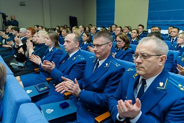 Сергей Грачев: «Деятельность прокуратуры области заслуживает признания и уважения»